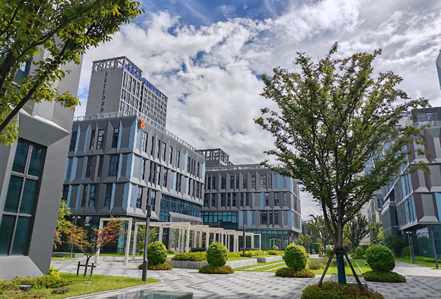 和平工业地产投资新蓝海——新能源产业园区崛起